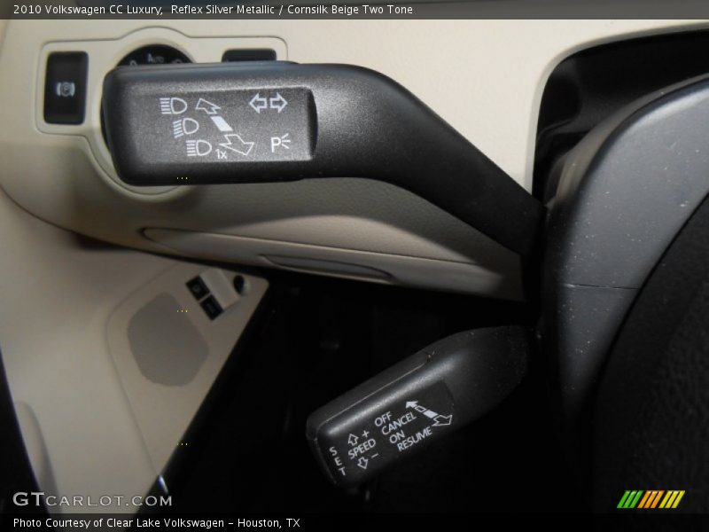 Reflex Silver Metallic / Cornsilk Beige Two Tone 2010 Volkswagen CC Luxury