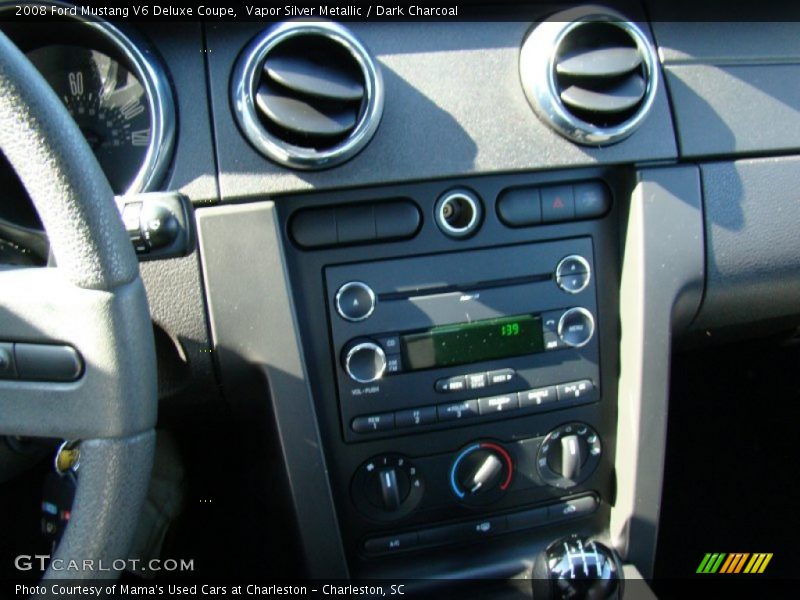 Vapor Silver Metallic / Dark Charcoal 2008 Ford Mustang V6 Deluxe Coupe