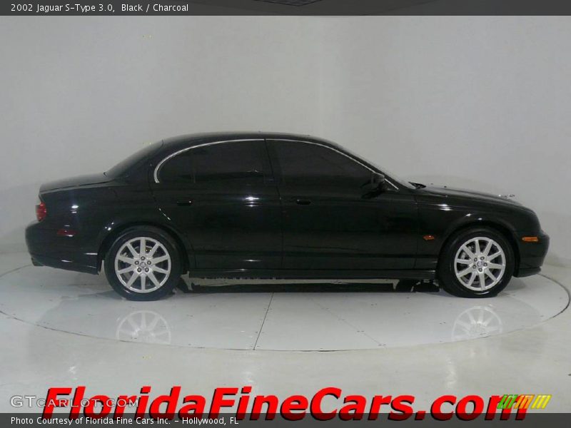 Black / Charcoal 2002 Jaguar S-Type 3.0