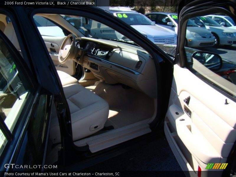 Black / Charcoal Black 2006 Ford Crown Victoria LX