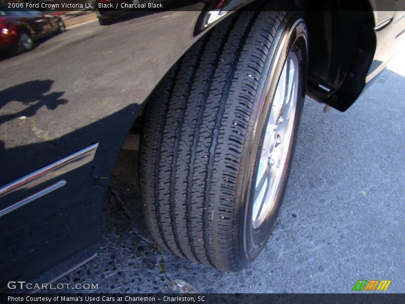 Black / Charcoal Black 2006 Ford Crown Victoria LX