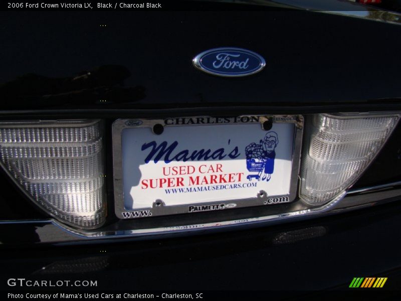 Black / Charcoal Black 2006 Ford Crown Victoria LX