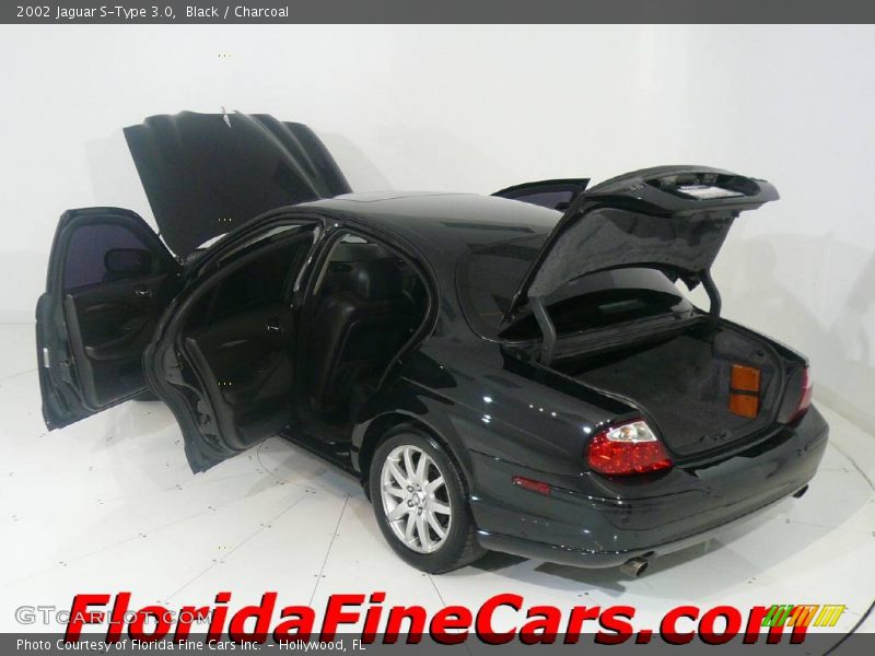 Black / Charcoal 2002 Jaguar S-Type 3.0