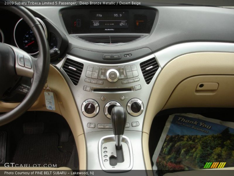 Controls of 2009 Tribeca Limited 5 Passenger