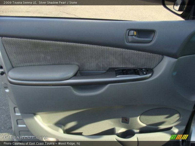 Silver Shadow Pearl / Stone 2009 Toyota Sienna LE