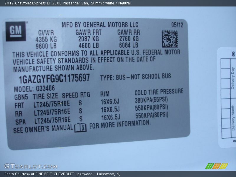Summit White / Neutral 2012 Chevrolet Express LT 3500 Passenger Van