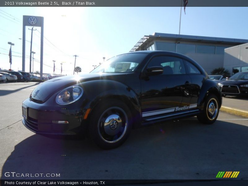 Black / Titan Black 2013 Volkswagen Beetle 2.5L