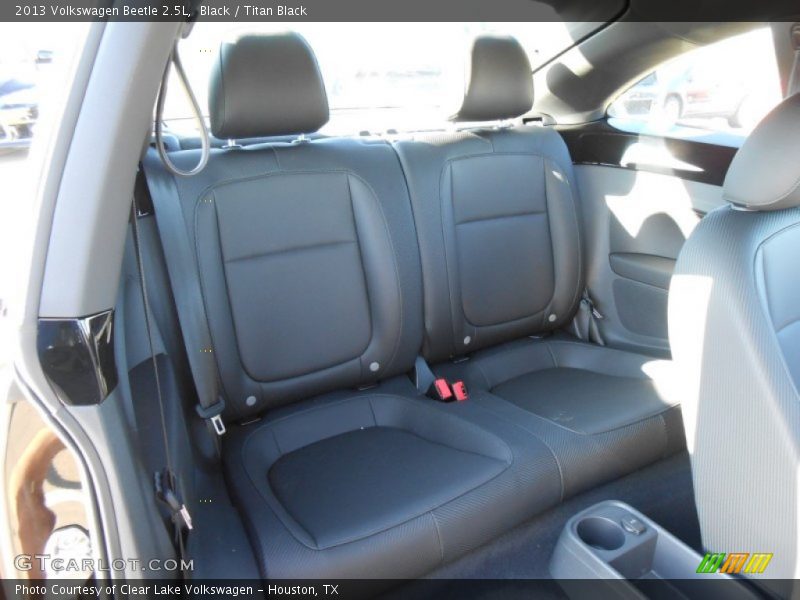 Black / Titan Black 2013 Volkswagen Beetle 2.5L