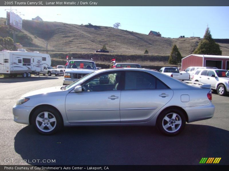 Lunar Mist Metallic / Dark Gray 2005 Toyota Camry SE