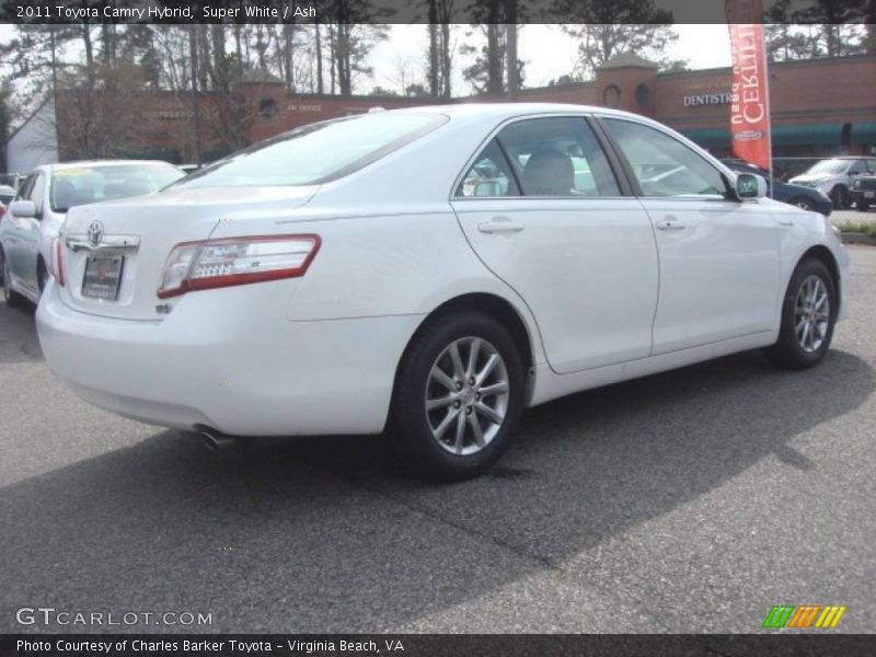 Super White / Ash 2011 Toyota Camry Hybrid