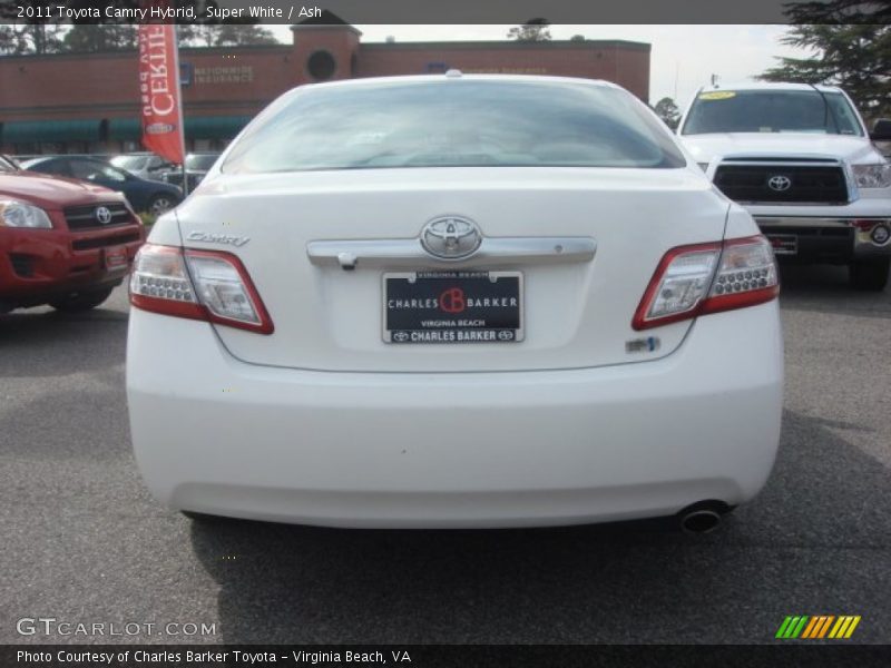 Super White / Ash 2011 Toyota Camry Hybrid