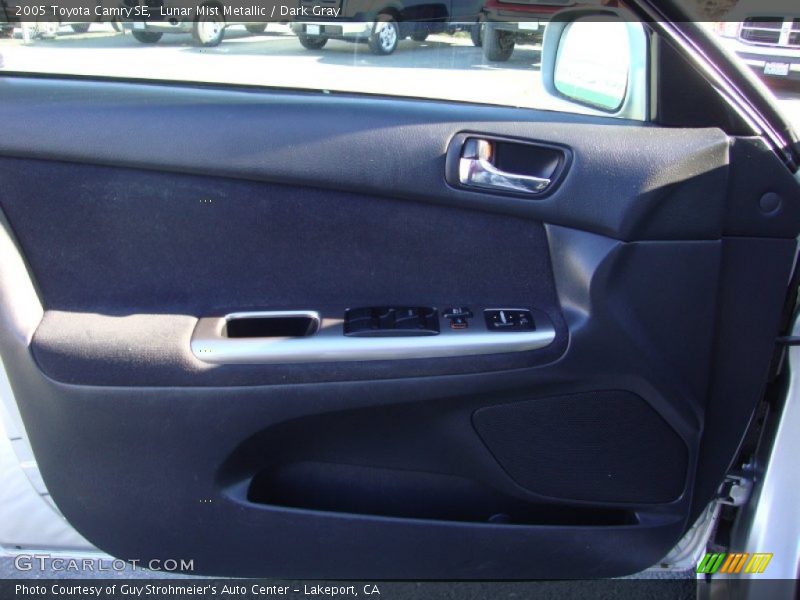 Lunar Mist Metallic / Dark Gray 2005 Toyota Camry SE