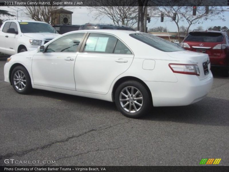 Super White / Ash 2011 Toyota Camry Hybrid