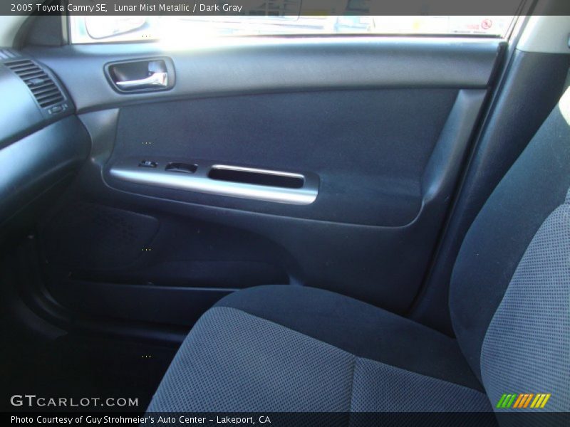Lunar Mist Metallic / Dark Gray 2005 Toyota Camry SE