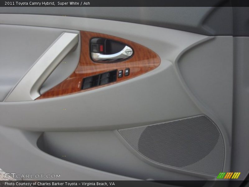 Super White / Ash 2011 Toyota Camry Hybrid