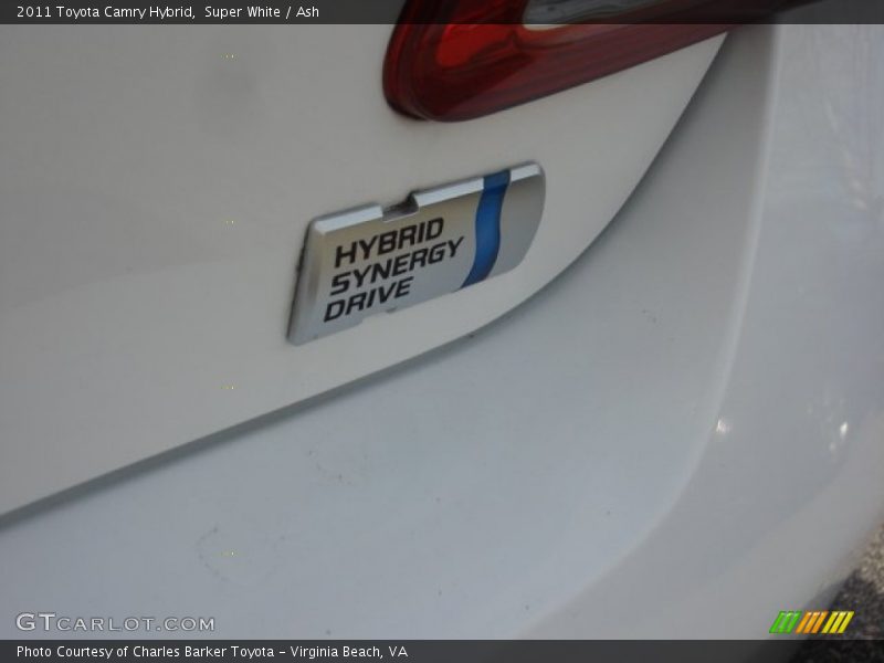 Super White / Ash 2011 Toyota Camry Hybrid