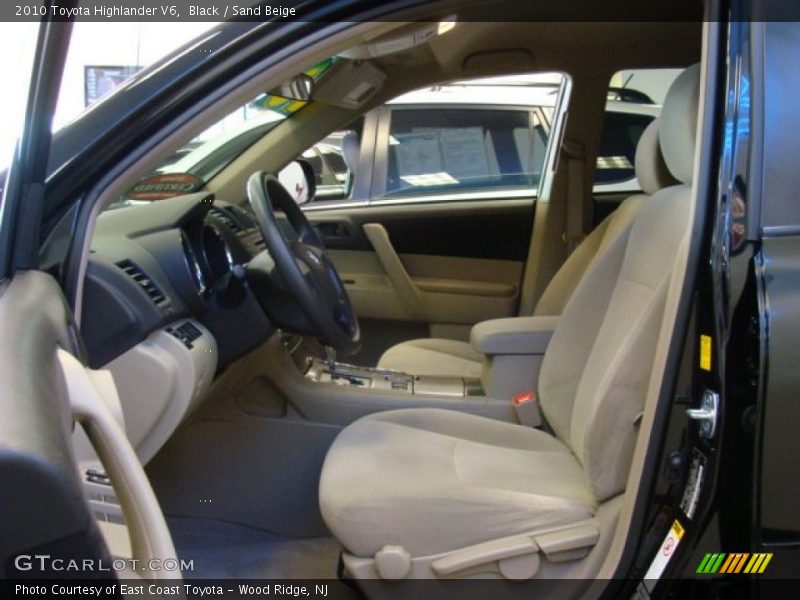 Black / Sand Beige 2010 Toyota Highlander V6