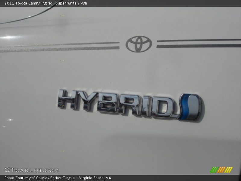 Super White / Ash 2011 Toyota Camry Hybrid