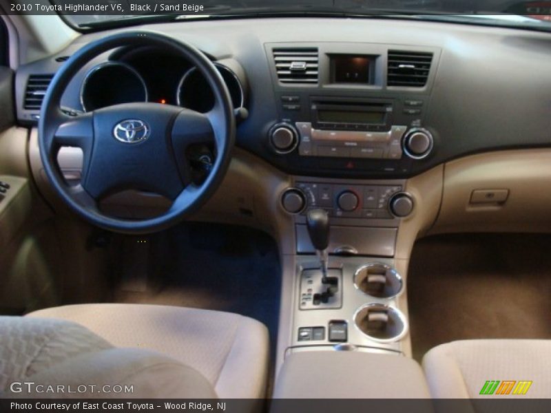 Black / Sand Beige 2010 Toyota Highlander V6