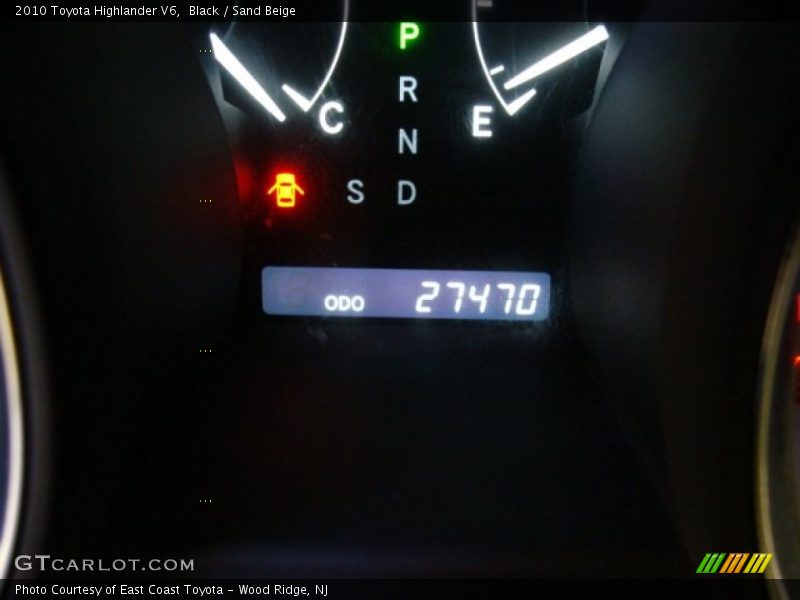 Black / Sand Beige 2010 Toyota Highlander V6