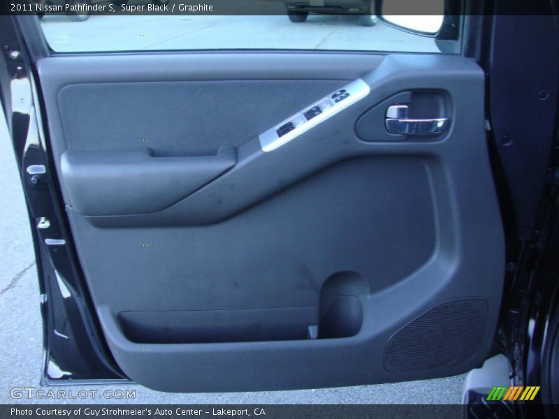 Super Black / Graphite 2011 Nissan Pathfinder S