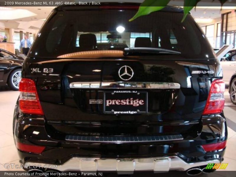 Black / Black 2009 Mercedes-Benz ML 63 AMG 4Matic