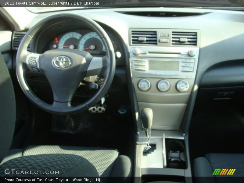 Super White / Dark Charcoal 2011 Toyota Camry SE