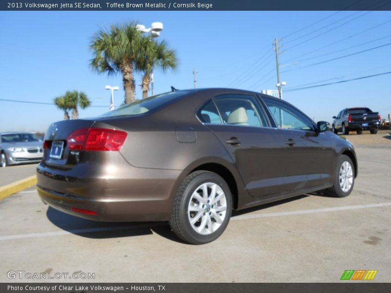 Toffee Brown Metallic / Cornsilk Beige 2013 Volkswagen Jetta SE Sedan