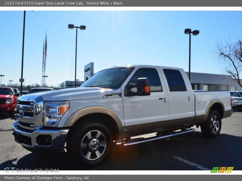 Oxford White / Black 2013 Ford F250 Super Duty Lariat Crew Cab