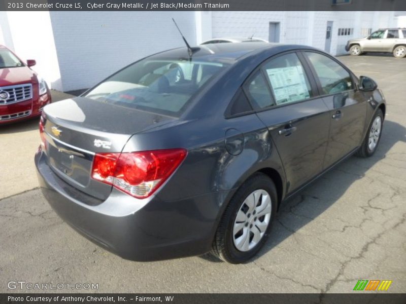 Cyber Gray Metallic / Jet Black/Medium Titanium 2013 Chevrolet Cruze LS