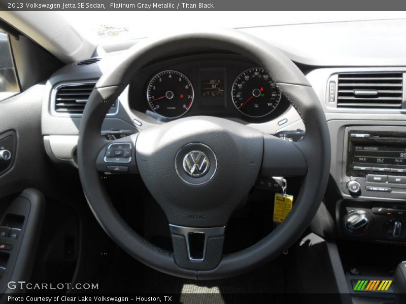 Platinum Gray Metallic / Titan Black 2013 Volkswagen Jetta SE Sedan