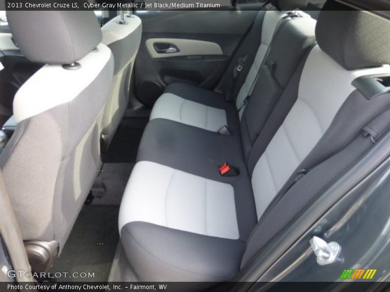 Cyber Gray Metallic / Jet Black/Medium Titanium 2013 Chevrolet Cruze LS