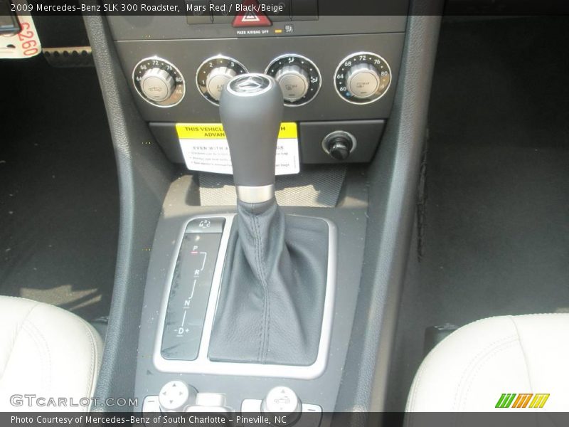 Mars Red / Black/Beige 2009 Mercedes-Benz SLK 300 Roadster