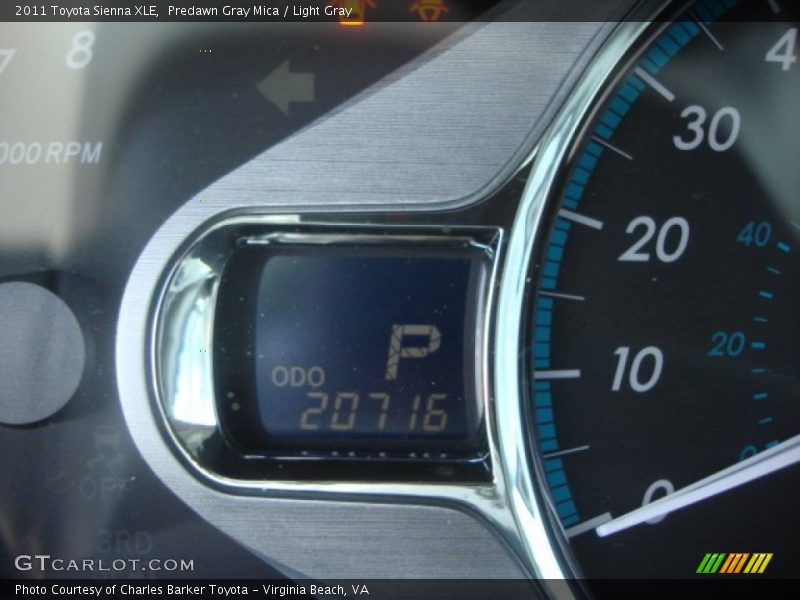 Predawn Gray Mica / Light Gray 2011 Toyota Sienna XLE