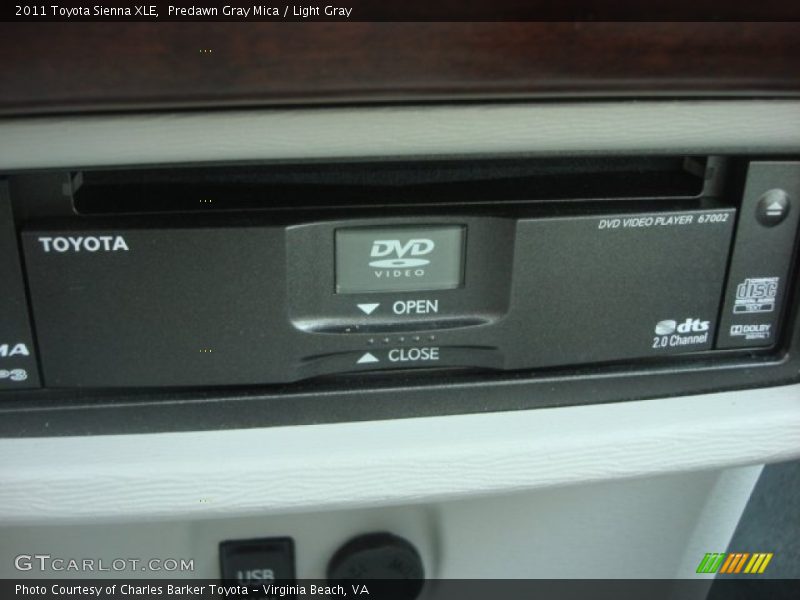 Predawn Gray Mica / Light Gray 2011 Toyota Sienna XLE