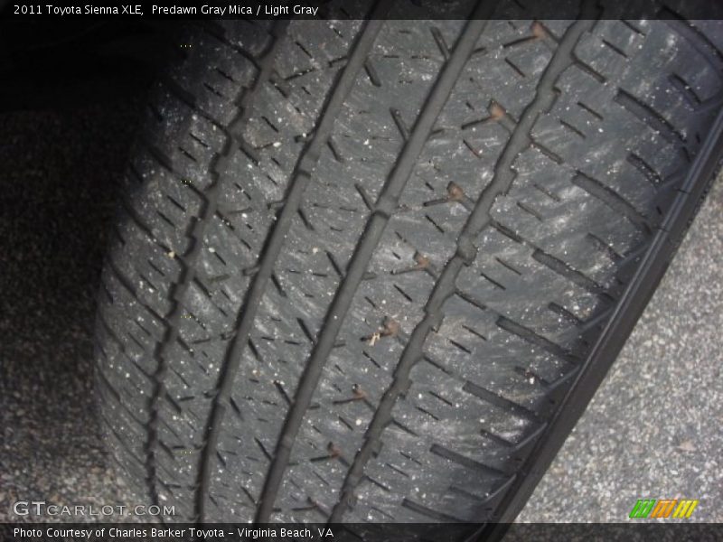 Predawn Gray Mica / Light Gray 2011 Toyota Sienna XLE