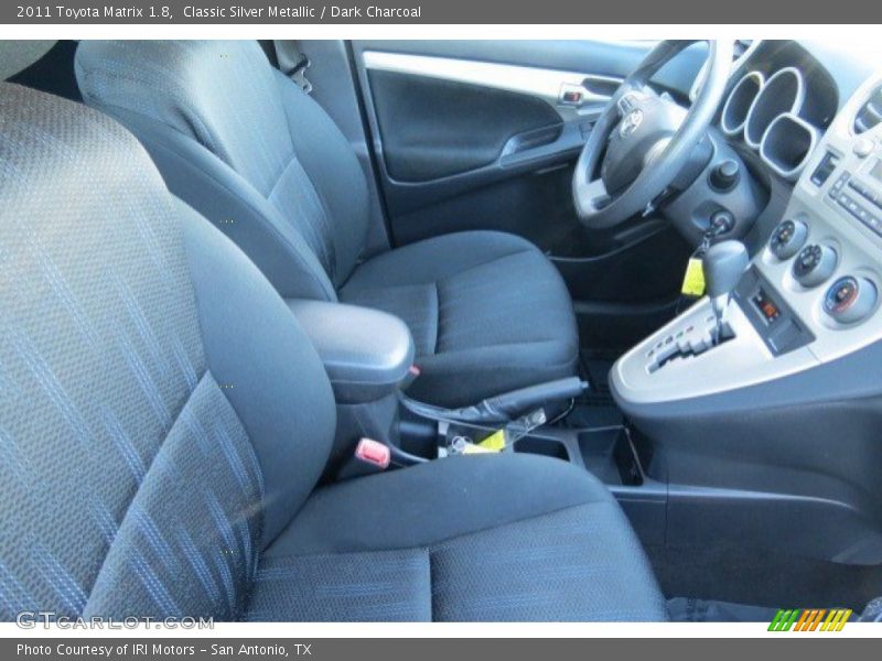 Classic Silver Metallic / Dark Charcoal 2011 Toyota Matrix 1.8