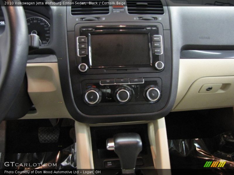 Black / Cornsilk Beige 2010 Volkswagen Jetta Wolfsburg Edition Sedan