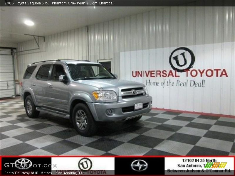 Phantom Gray Pearl / Light Charcoal 2006 Toyota Sequoia SR5