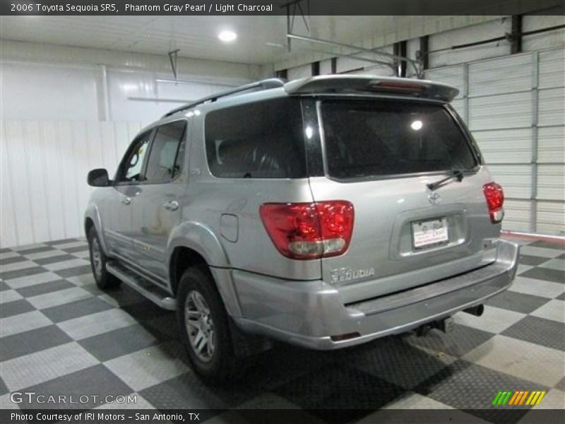 Phantom Gray Pearl / Light Charcoal 2006 Toyota Sequoia SR5