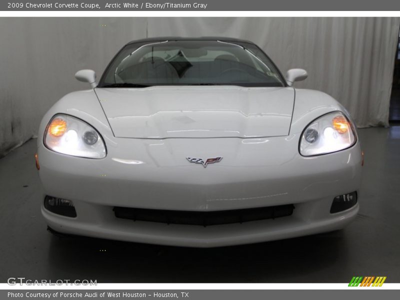 Arctic White / Ebony/Titanium Gray 2009 Chevrolet Corvette Coupe