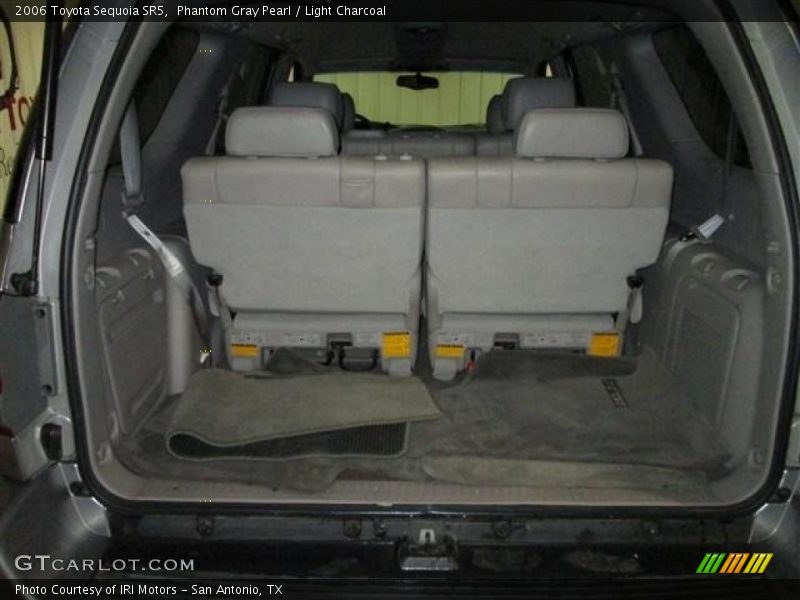 Phantom Gray Pearl / Light Charcoal 2006 Toyota Sequoia SR5