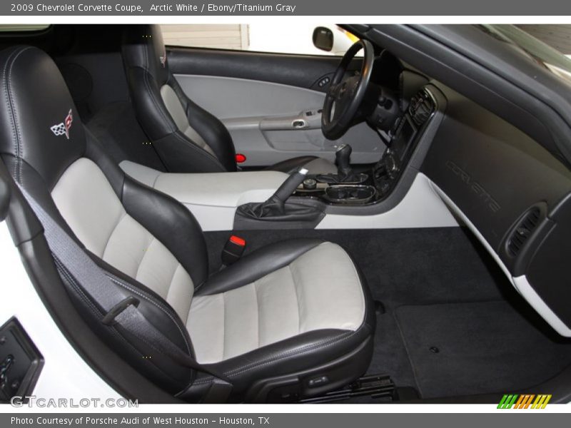 Arctic White / Ebony/Titanium Gray 2009 Chevrolet Corvette Coupe