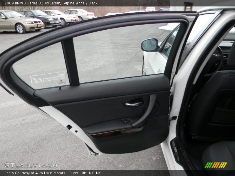 Alpine White / Black 2009 BMW 3 Series 328xi Sedan