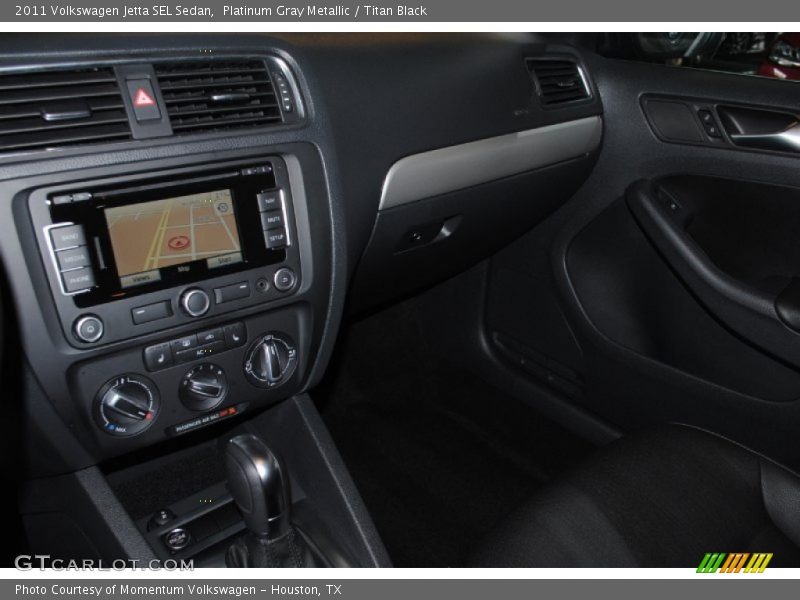 Platinum Gray Metallic / Titan Black 2011 Volkswagen Jetta SEL Sedan