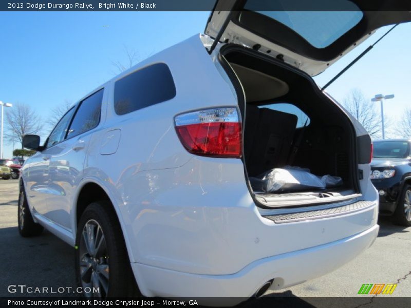 Bright White / Black 2013 Dodge Durango Rallye
