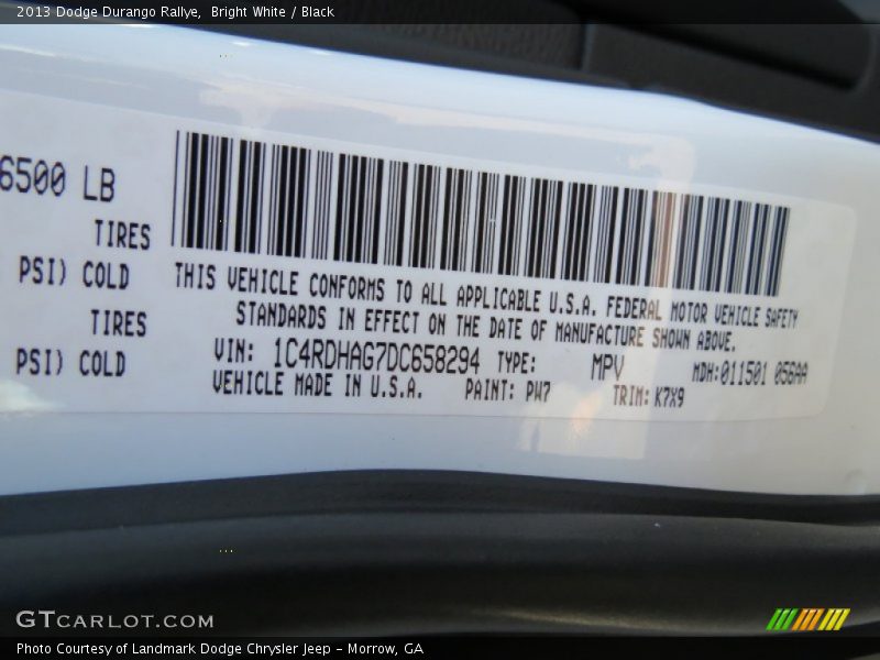 Bright White / Black 2013 Dodge Durango Rallye