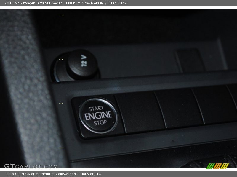 Platinum Gray Metallic / Titan Black 2011 Volkswagen Jetta SEL Sedan