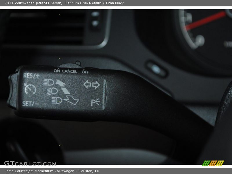 Platinum Gray Metallic / Titan Black 2011 Volkswagen Jetta SEL Sedan