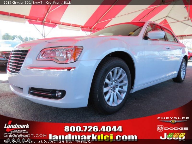 Ivory Tri-Coat Pearl / Black 2013 Chrysler 300
